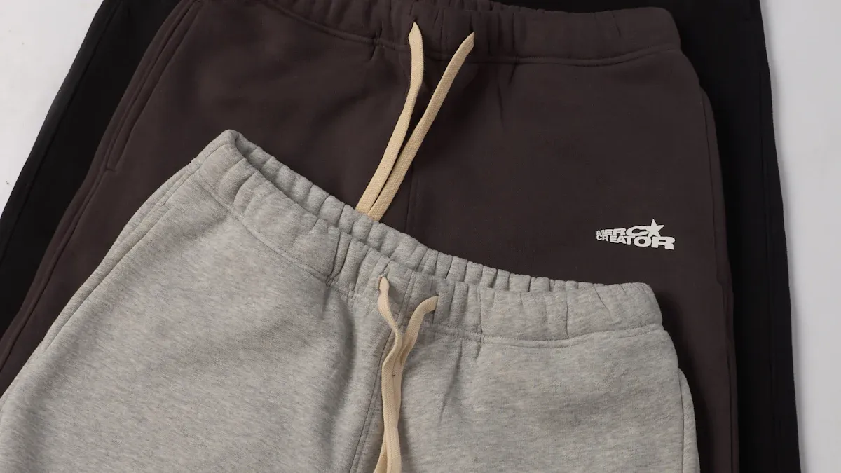 Key Differences Between Fleece Joggers and Sweatpants